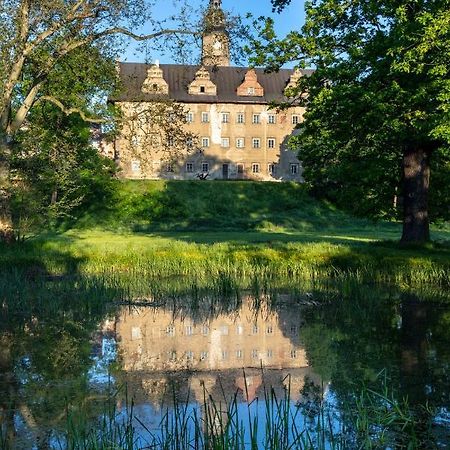 Palac Gorzanow Екстериор снимка